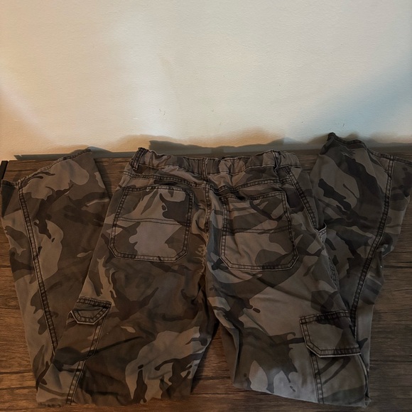 Wrangler Boys Camo Cargo Pants - Picture 2 of 5